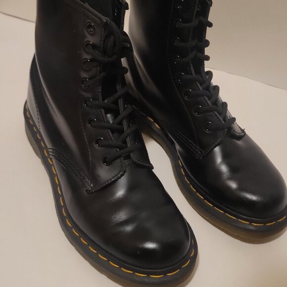 The Original Doc Martens Air Wair 1460 W Black Combat Style Boots US 8 - Picture 2 of 10